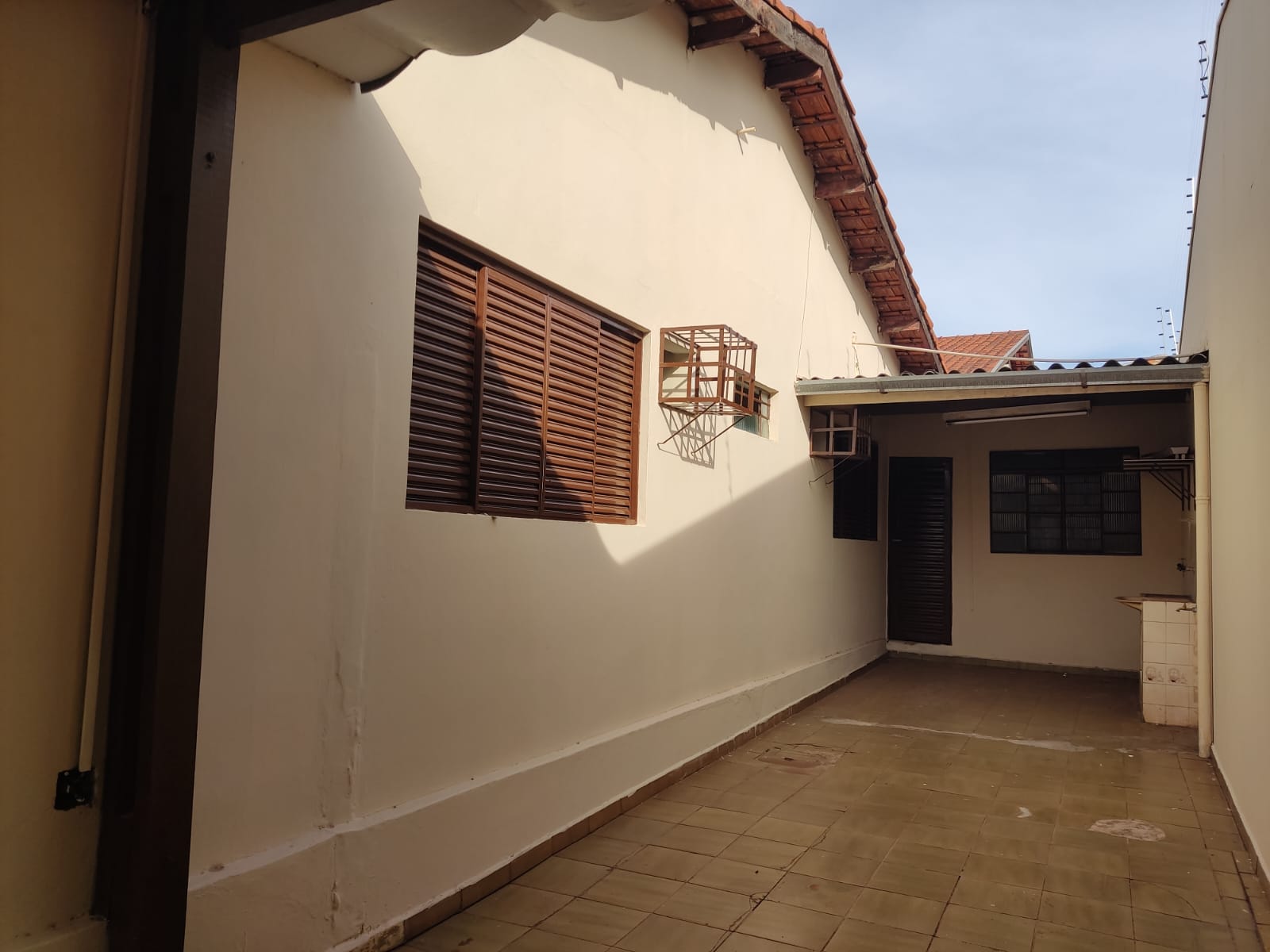 Imagem Casa com 3 Quartos à Venda ou Temporada, 103 m²em Vila Planalto - Campo Grande