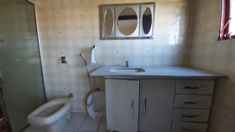 Imagem Casa com 3 Quartos à Venda, 140 m² em Guanandi - Campo Grande