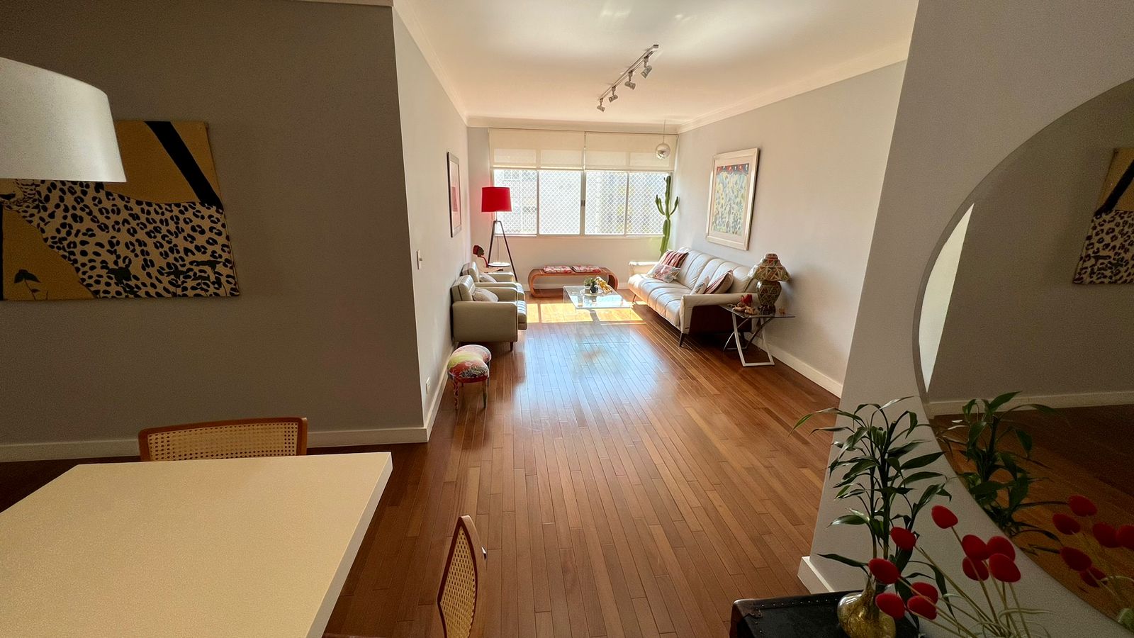Imagem Apartamento com 3 Quartos à Venda, 111 m²em Itaim Bibi - São Paulo