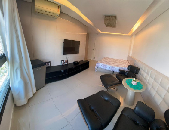 Imagem Apartamento com 4 Quartos à Venda, 243 m² em Patamares - Salvador