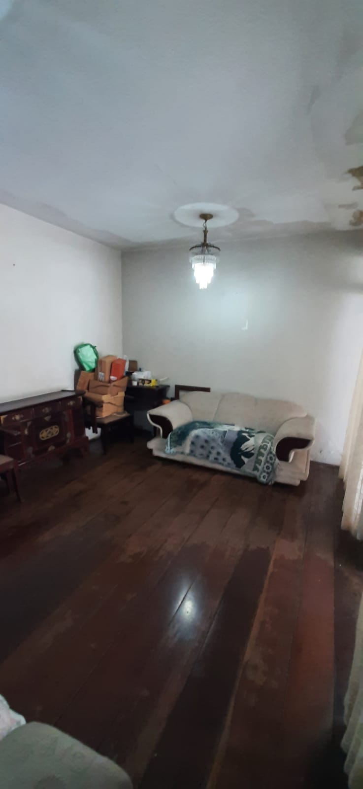 Imagem Casa com 4 Quartos à Venda, 200 m²em Souza - Belém Imagem Casa com 4 Quartos à Venda, 200 m²em Souza - Belém