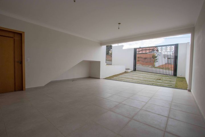 Imagem Casa com 3 Quartos à Venda, 160 m² em Residencial Alvorada - Bragança Paulista Imagem Casa com 3 Quartos à Venda, 160 m² em Residencial Alvorada - Bragança Paulista