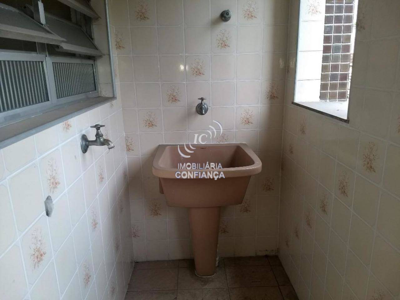 Imagem Apartamento com 2 Quartos para Alugar, 75 m²em Vila Romero - São Paulo Imagem Apartamento com 2 Quartos para Alugar, 75 m²em Vila Romero - São Paulo