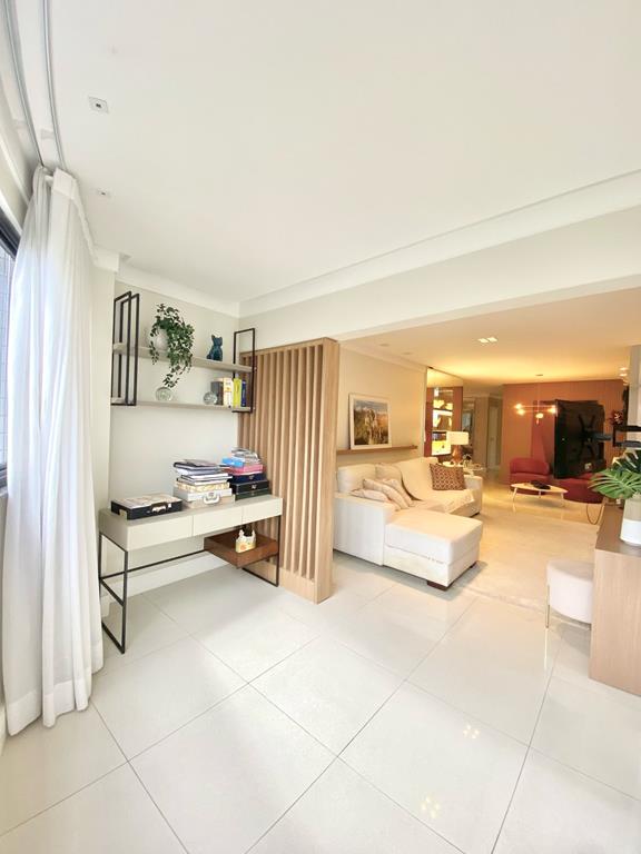 Imagem Apartamento com 3 Quartos à Venda, 161 m² em Centro - Criciúma Imagem Apartamento com 3 Quartos à Venda, 161 m² em Centro - Criciúma
