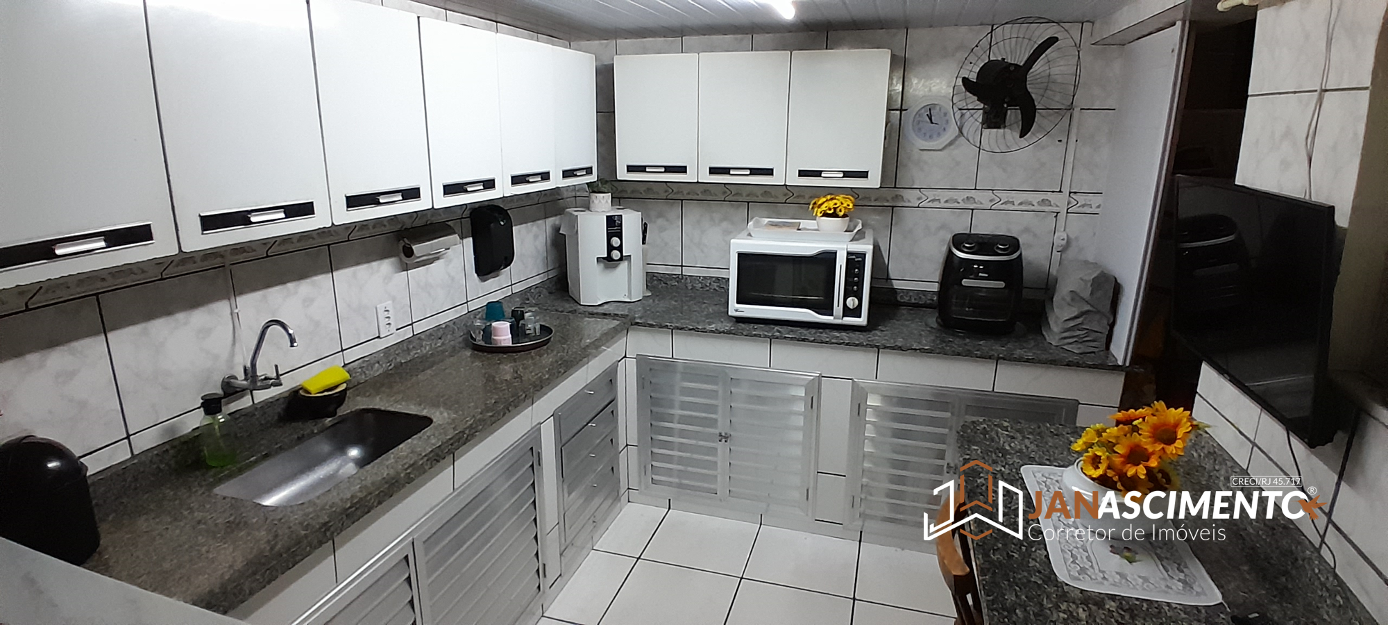 Imagem Casa com 2 Quartos à Venda, 160 m² em Bangu - Rio de Janeiro