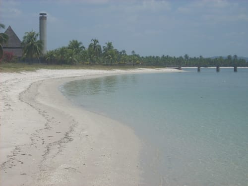 Imagem Imóvel com 10 Quartos à Venda, 1.200.000 hectare em Salinas - Salinas da Margarida Imagem Imóvel com 10 Quartos à Venda, 1.200.000 hectare em Salinas - Salinas da Margarida