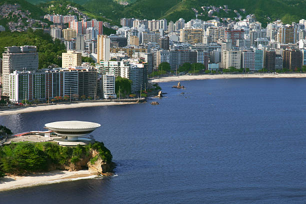 Imagem Apartamento com 3 Quartos à Venda, 70 m² em Icaraí - Niterói Imagem Apartamento com 3 Quartos à Venda, 70 m² em Icaraí - Niterói