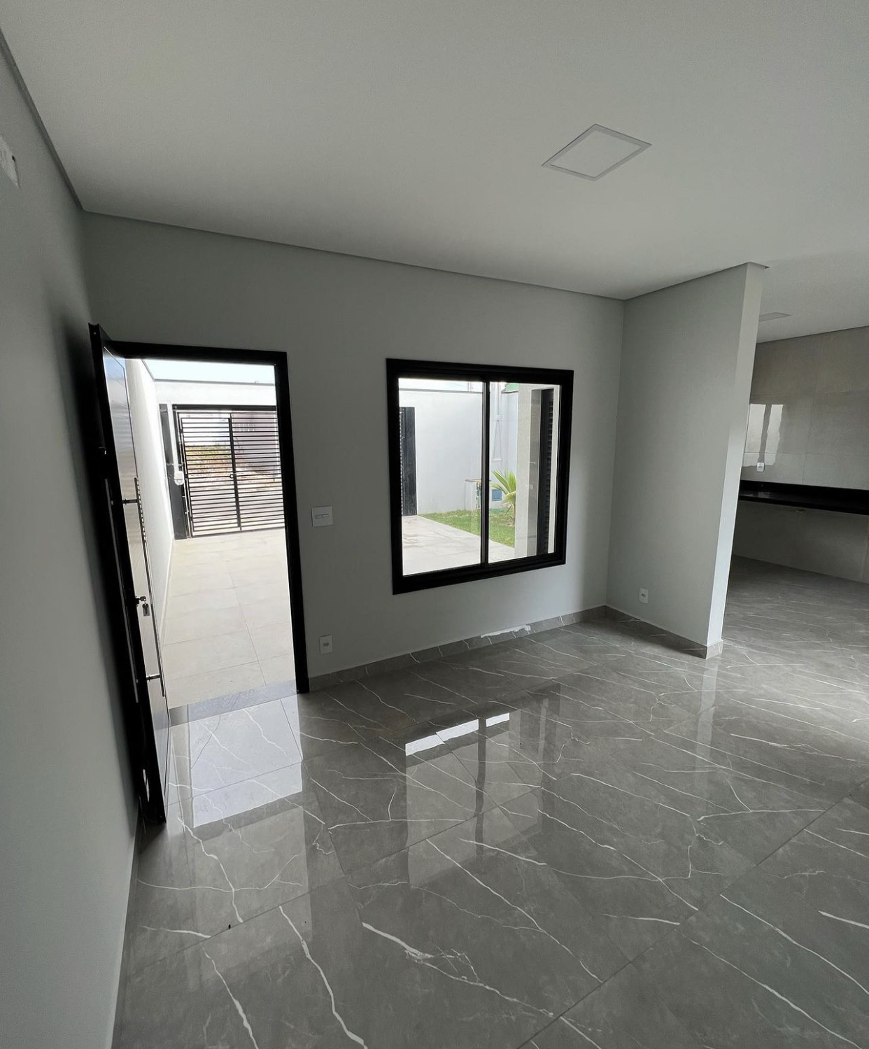 Imagem Casa com 3 Quartos à Venda, 90 m²em Jardim Moriyama - Indaiatuba Imagem Casa com 3 Quartos à Venda, 90 m²em Jardim Moriyama - Indaiatuba