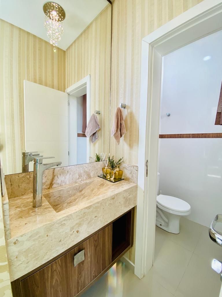 Imagem Sobrado com 3 Quartos à Venda, 360 m²em Atlântida Sul - Osório Imagem Sobrado com 3 Quartos à Venda, 360 m²em Atlântida Sul - Osório
