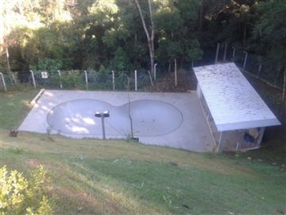 Imagem Casa de Condomínio com 4 Quartos à Venda, 230 m² em Pirucaia - Mairiporã