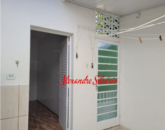 Imagem Casa com 3 Quartos à Venda ou Locação, 180 m² em Chácara São Silvestre - Taubaté Imagem Casa com 3 Quartos à Venda ou Locação, 180 m² em Chácara São Silvestre - Taubaté