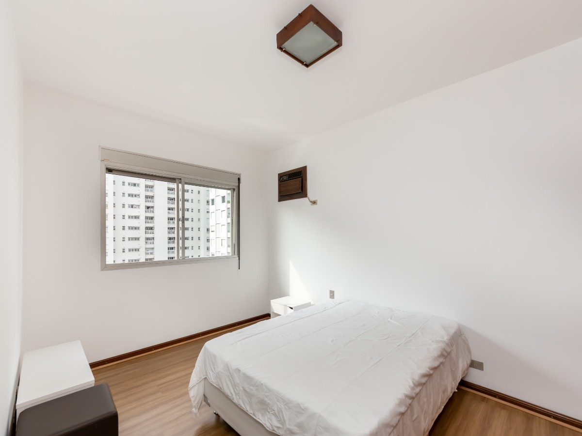 Imagem Apartamento com 4 Quartos à Venda, 244 m² em Vila Uberabinha - São Paulo