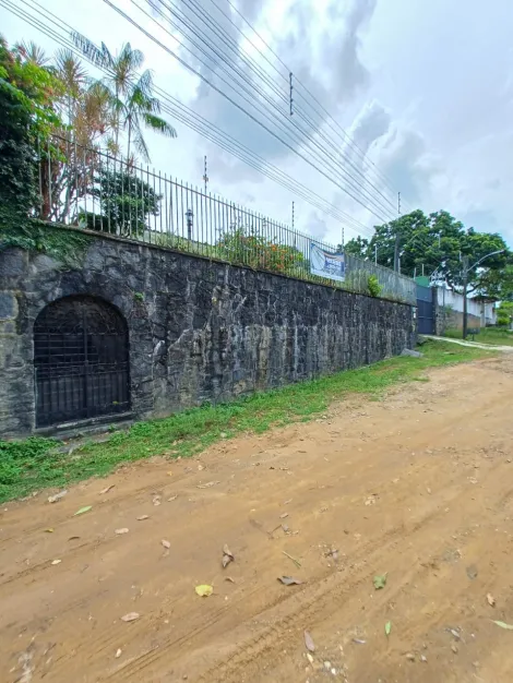 Imagem Casa com 6 Quartos à Venda, 446 m²em Várzea - Recife Imagem Casa com 6 Quartos à Venda, 446 m²em Várzea - Recife