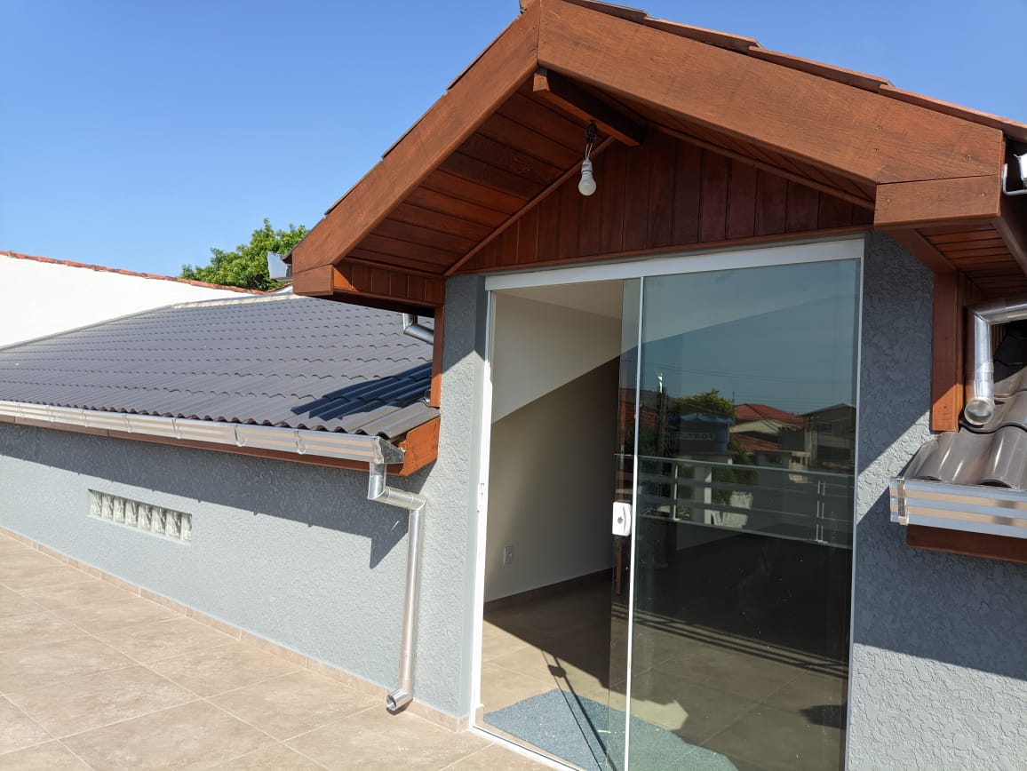Imagem Casa com 4 Quartos à Venda, 140 m²em Ingleses do Rio Vermelho - Florianópolis