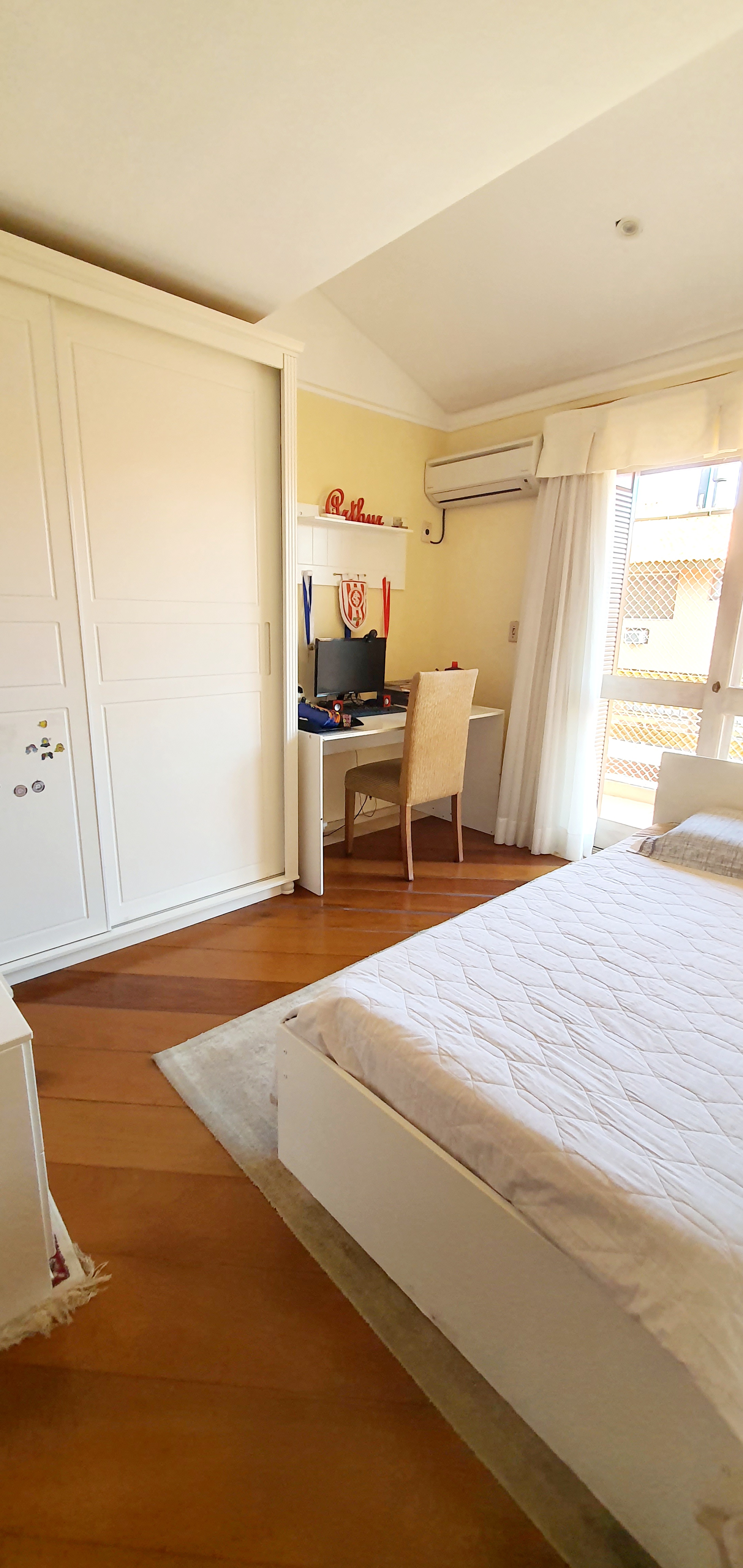 Imagem Casa de Condomínio com 3 Quartos à Venda, 340 m²em Menino Deus - Porto Alegre Imagem Casa de Condomínio com 3 Quartos à Venda, 340 m²em Menino Deus - Porto Alegre