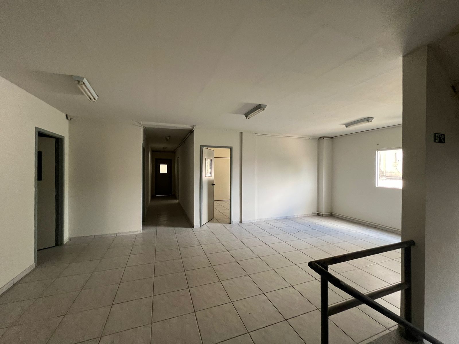 Imóvel Comercial à Venda, 378 m²em São Brás - Belém