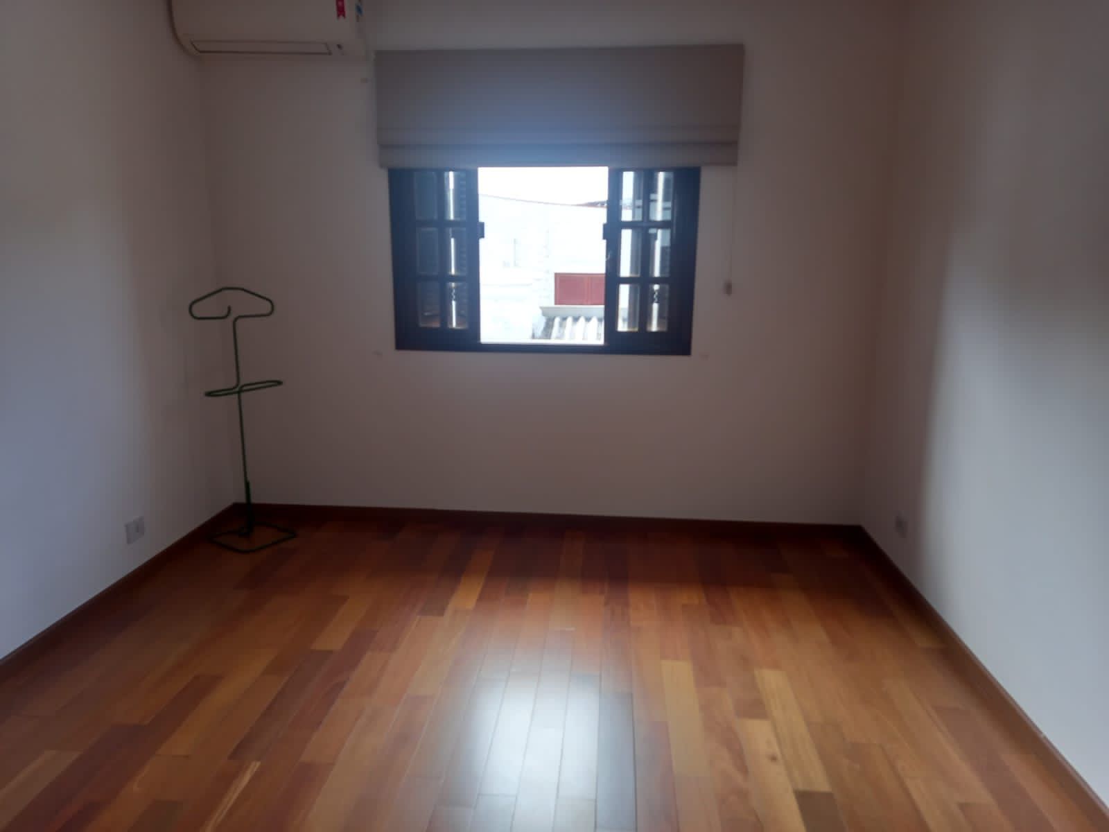 Imagem Sobrado com 3 Quartos à Venda, 181 m²em Jardim Prudência - São Paulo Imagem Sobrado com 3 Quartos à Venda, 181 m²em Jardim Prudência - São Paulo