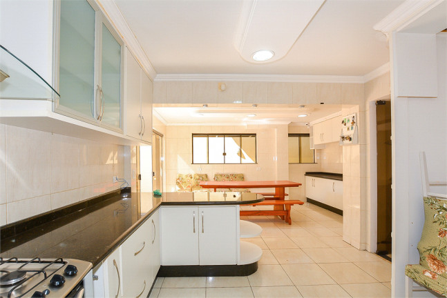 Imagem Casa com 3 Quartos à Venda, 271 m² em Jardim das Américas - Curitiba Imagem Casa com 3 Quartos à Venda, 271 m² em Jardim das Américas - Curitiba