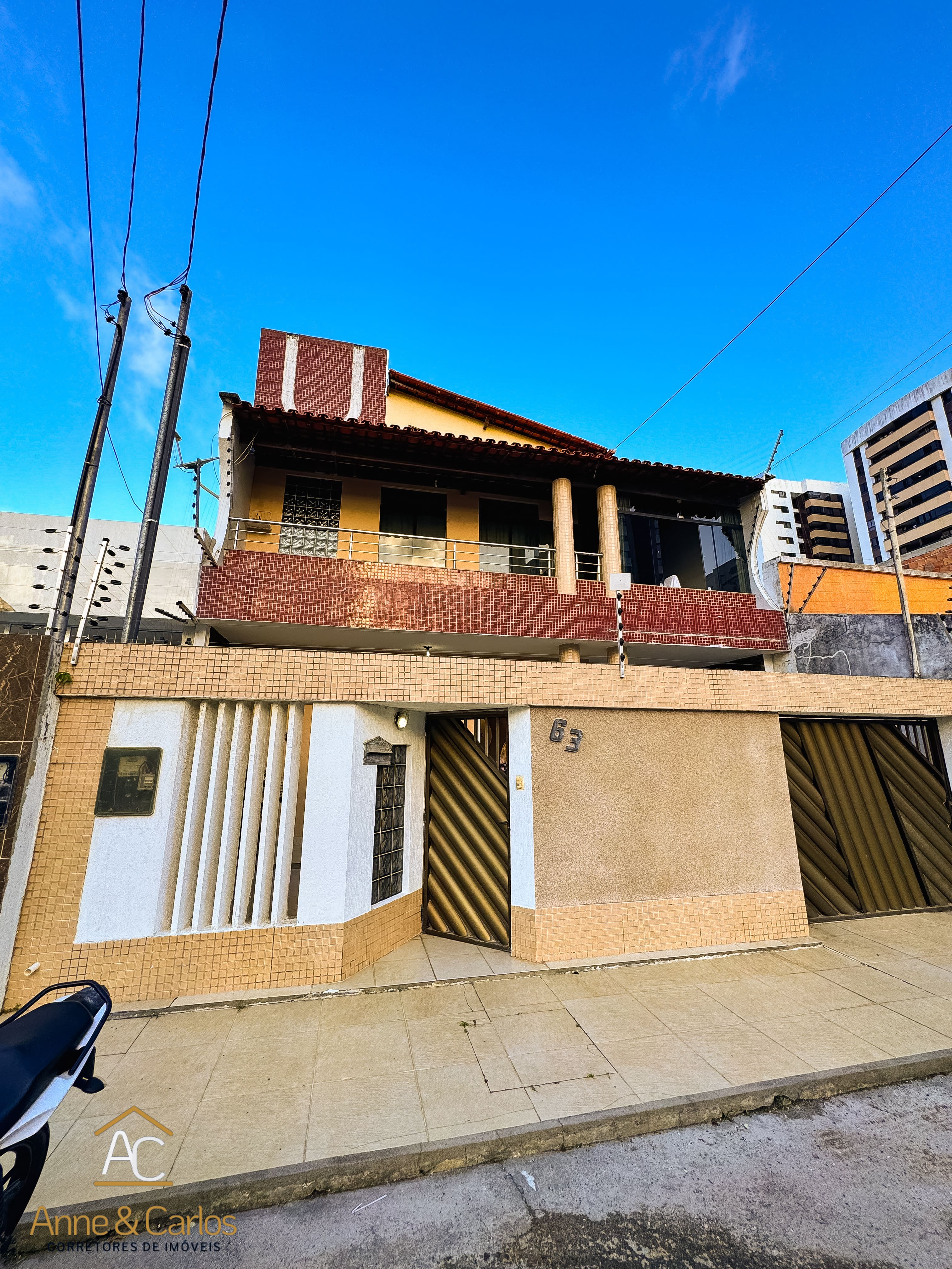 Imagem Casa com 4 Quartos à Venda, 247 m²em Luzia - Aracaju