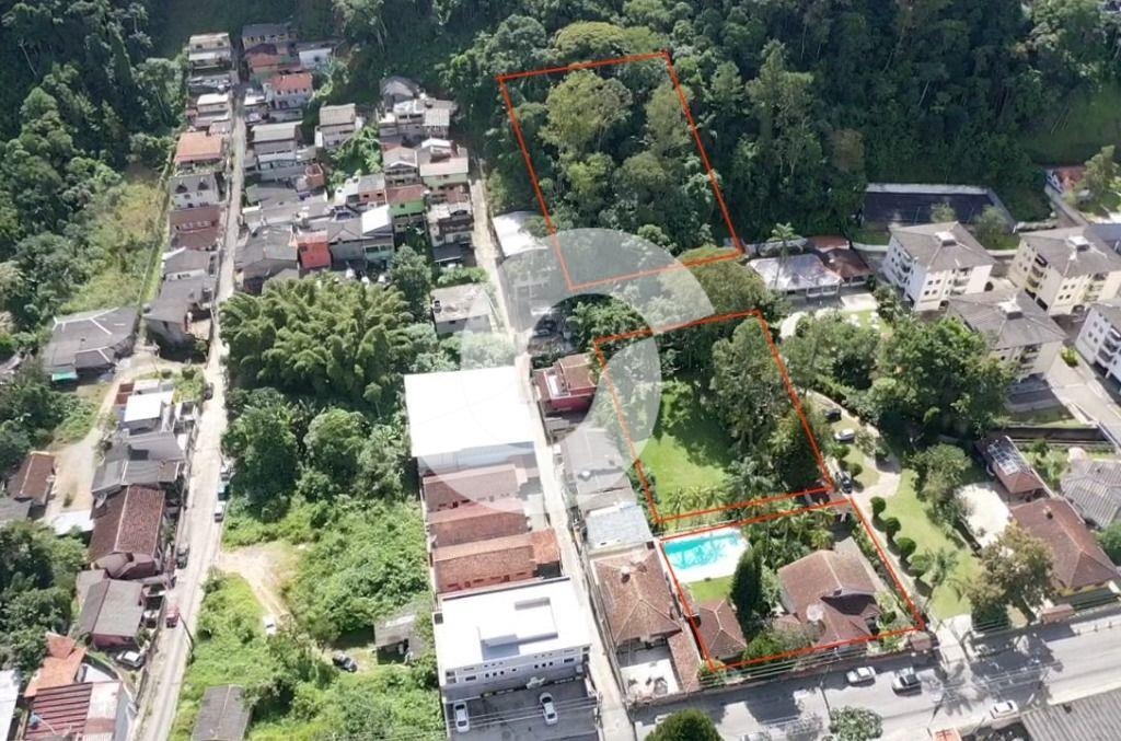 Imagem Casa com 3 Quartos à Venda ou Locação, 318 m² em Várzea - Teresópolis Imagem Casa com 3 Quartos à Venda ou Locação, 318 m² em Várzea - Teresópolis
