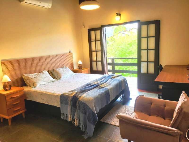 Imagem Casa com 3 Quartos à Venda, 1 m²em Camboinhas - Niterói