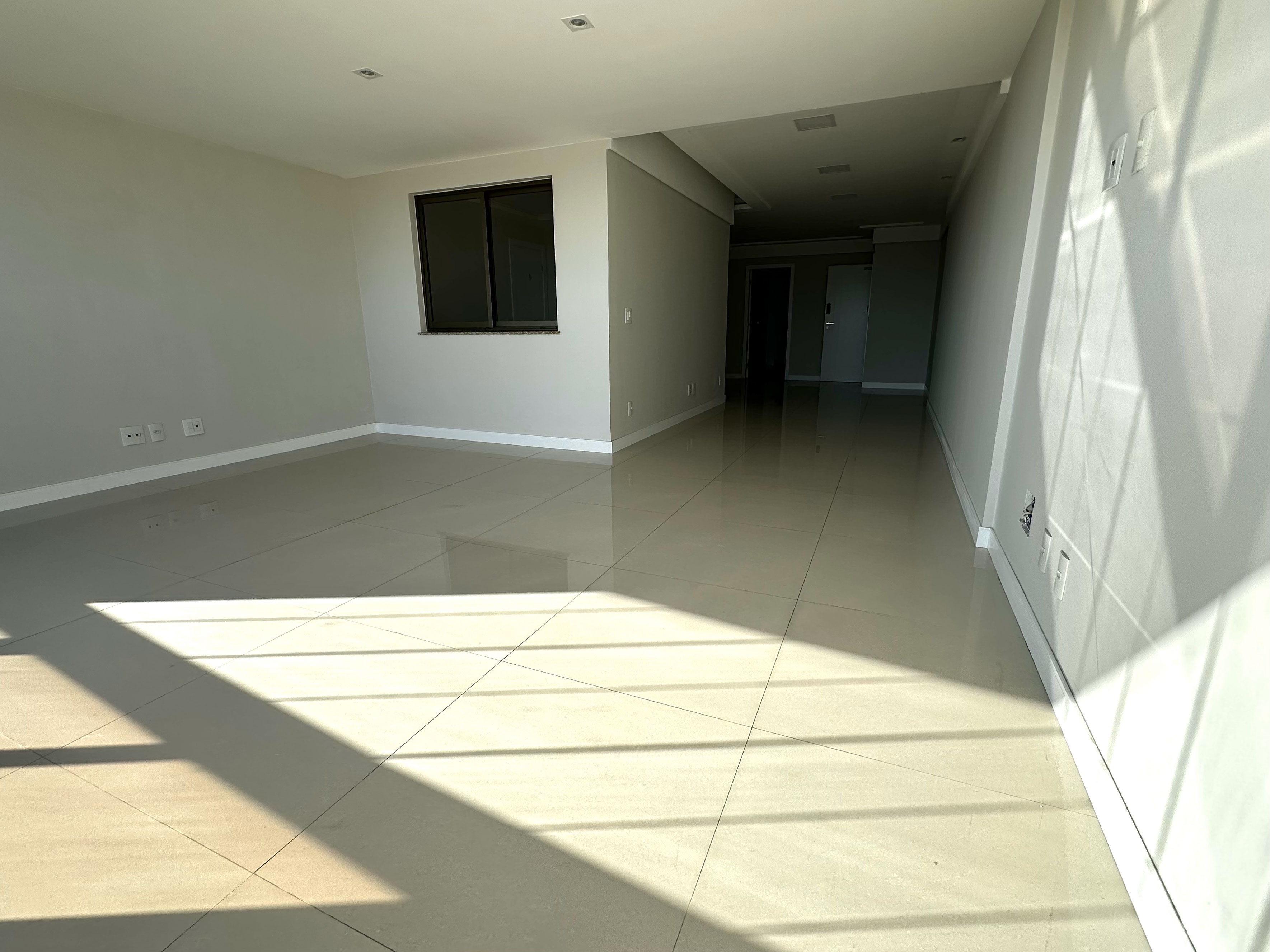 Imagem Apartamento com 4 Quartos à Venda, 198 m²em Praia da Costa - Vila Velha Imagem Apartamento com 4 Quartos à Venda, 198 m²em Praia da Costa - Vila Velha