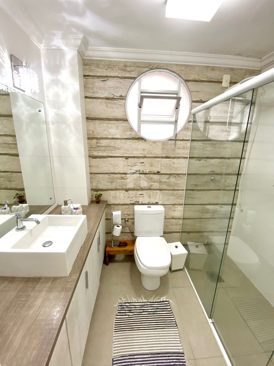 Imagem Apartamento com 2 Quartos à Venda, 64 m²em Kobrasol - São José