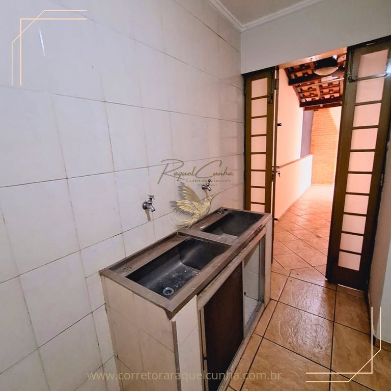 Imagem Sobrado com 4 Quartos para Alugar, 300 m² em Unifac - Botucatu