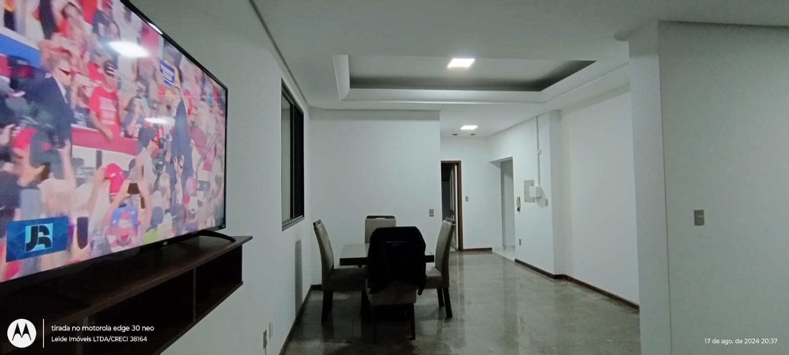 Imagem Sobrado com 8 Quartos à Venda, 444 m² em Centro - Florianópolis Imagem Sobrado com 8 Quartos à Venda, 444 m² em Centro - Florianópolis