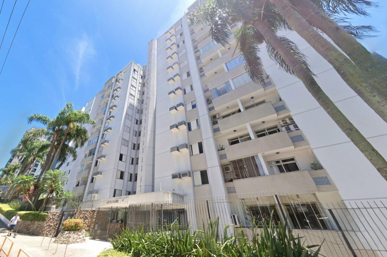 Imagem Apartamento com 3 Quartos à Venda, 99 m² em Centro - Florianópolis Imagem Apartamento com 3 Quartos à Venda, 99 m² em Centro - Florianópolis