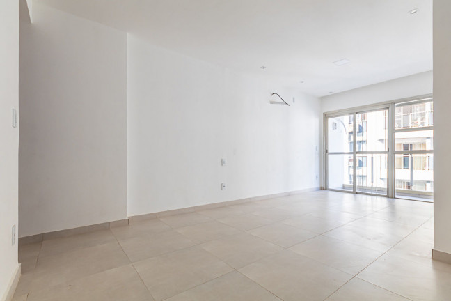 Imagem Apartamento com 3 Quartos à Venda, 85 m² em Tijuca - Rio de Janeiro Imagem Apartamento com 3 Quartos à Venda, 85 m² em Tijuca - Rio de Janeiro