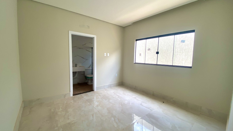 Imagem Casa de Condomínio com 4 Quartos à Venda,  em Setor Habitacional Vicente Pires - Brasília
