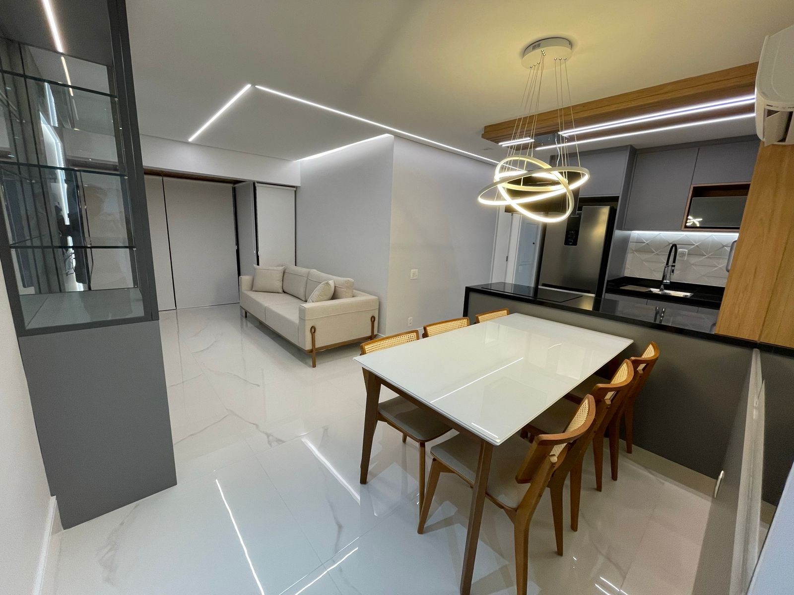 Imagem Flat com 2 Quartos à Venda, 62 m²em Cerqueira César - São Paulo Imagem Flat com 2 Quartos à Venda, 62 m²em Cerqueira César - São Paulo