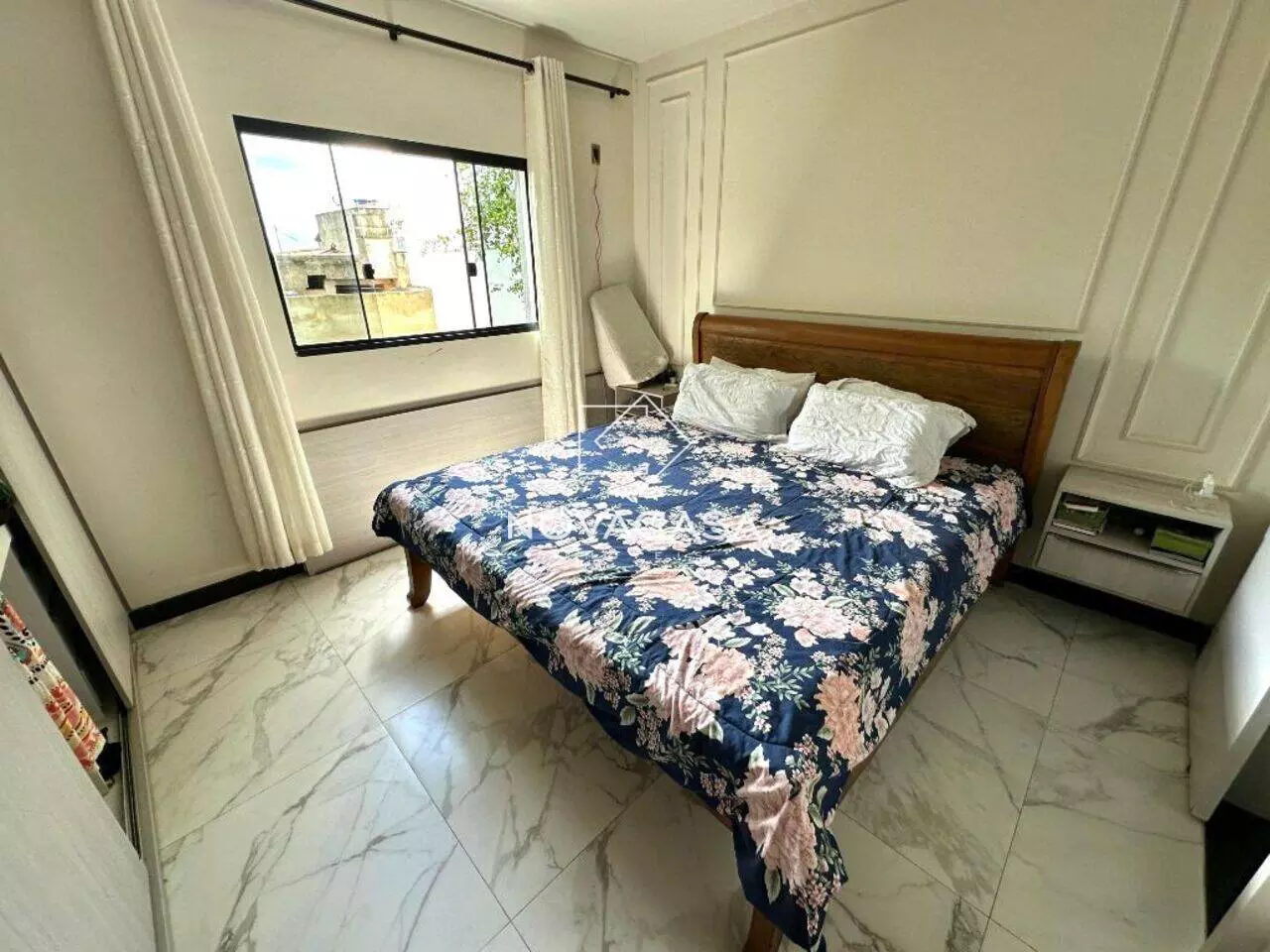 Imagem Casa com 5 Quartos à Venda, 250 m² em Rio Branco - Belo Horizonte Imagem Casa com 5 Quartos à Venda, 250 m² em Rio Branco - Belo Horizonte