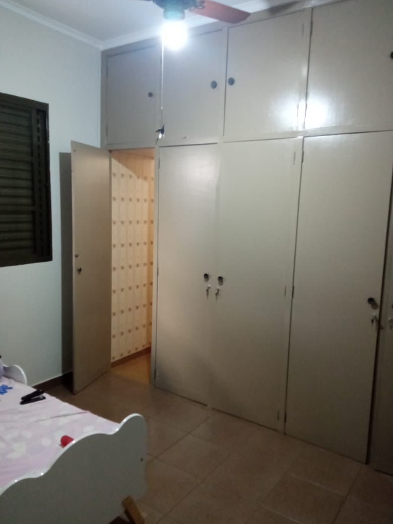 Imagem Casa com 3 Quartos à Venda, 180 m²em Jardim Castelo Branco - Ribeirão Preto Imagem Casa com 3 Quartos à Venda, 180 m²em Jardim Castelo Branco - Ribeirão Preto