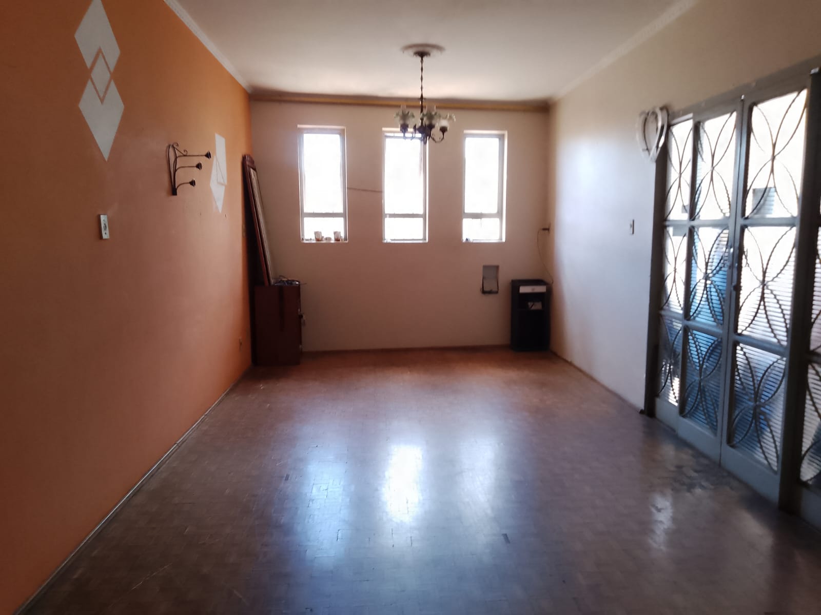 Imagem Casa com 3 Quartos à Venda, 183 m² em Vila Santa Clara - Bauru Imagem Casa com 3 Quartos à Venda, 183 m² em Vila Santa Clara - Bauru
