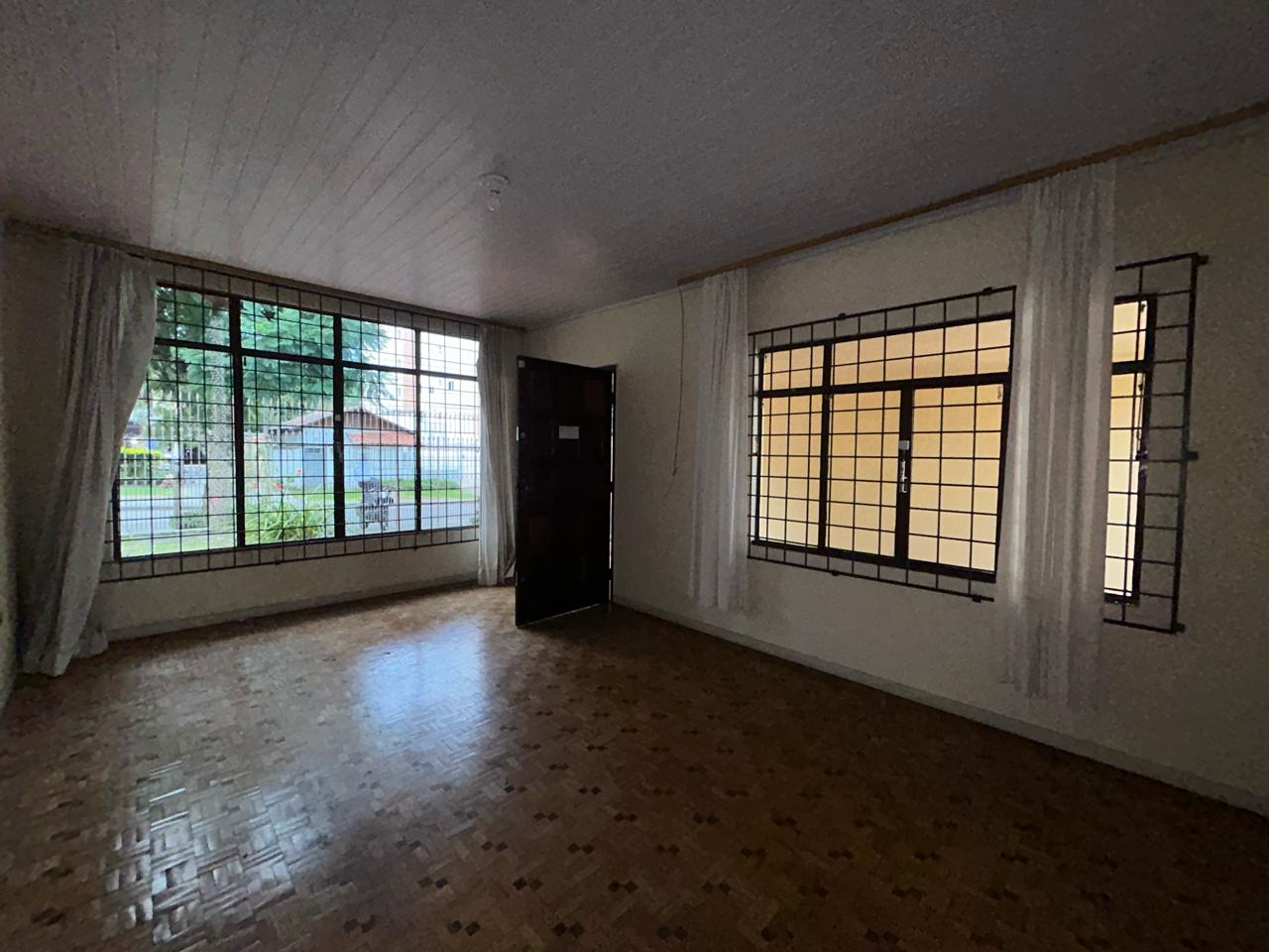 Imagem Terreno à Venda, 600 m² em Portão - Curitiba