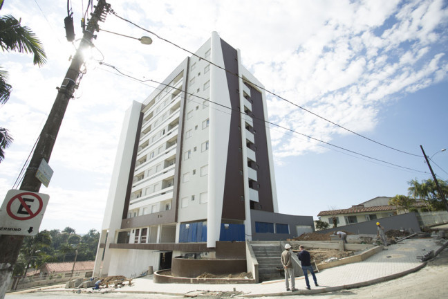 Imagem Apartamento com 2 Quartos à Venda, 70 m² em Colonial - Criciúma Imagem Apartamento com 2 Quartos à Venda, 70 m² em Colonial - Criciúma
