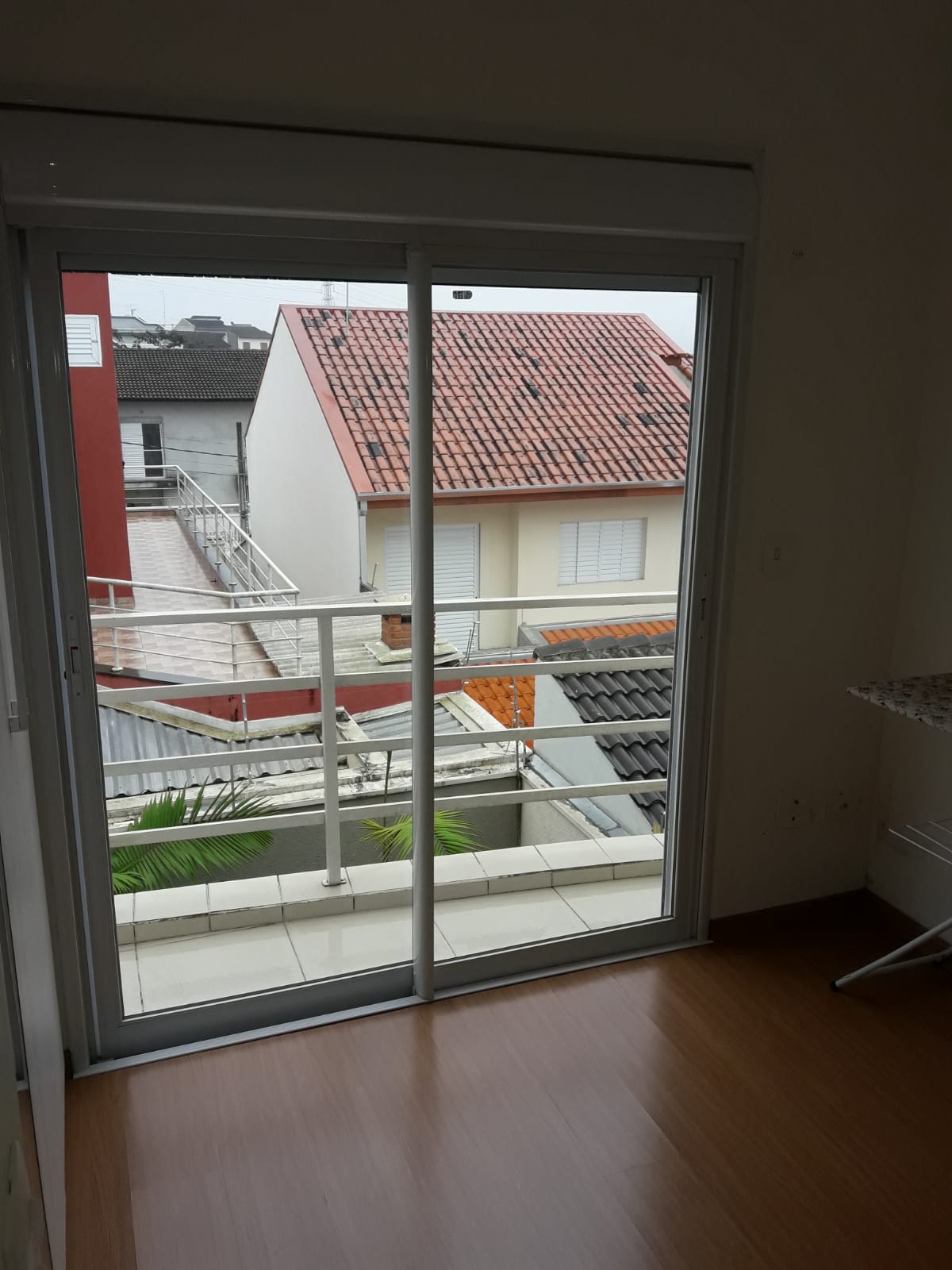Imagem Sobrado com 3 Quartos à Venda, 187 m²em Jardins do Paraíso - Mogi das Cruzes