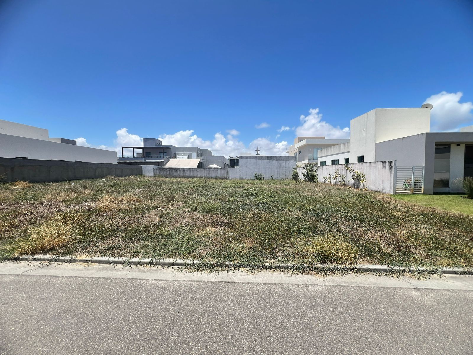 Imagem Terreno em Condomínio à Venda, 315 m² em Centro - Barra dos Coqueiros