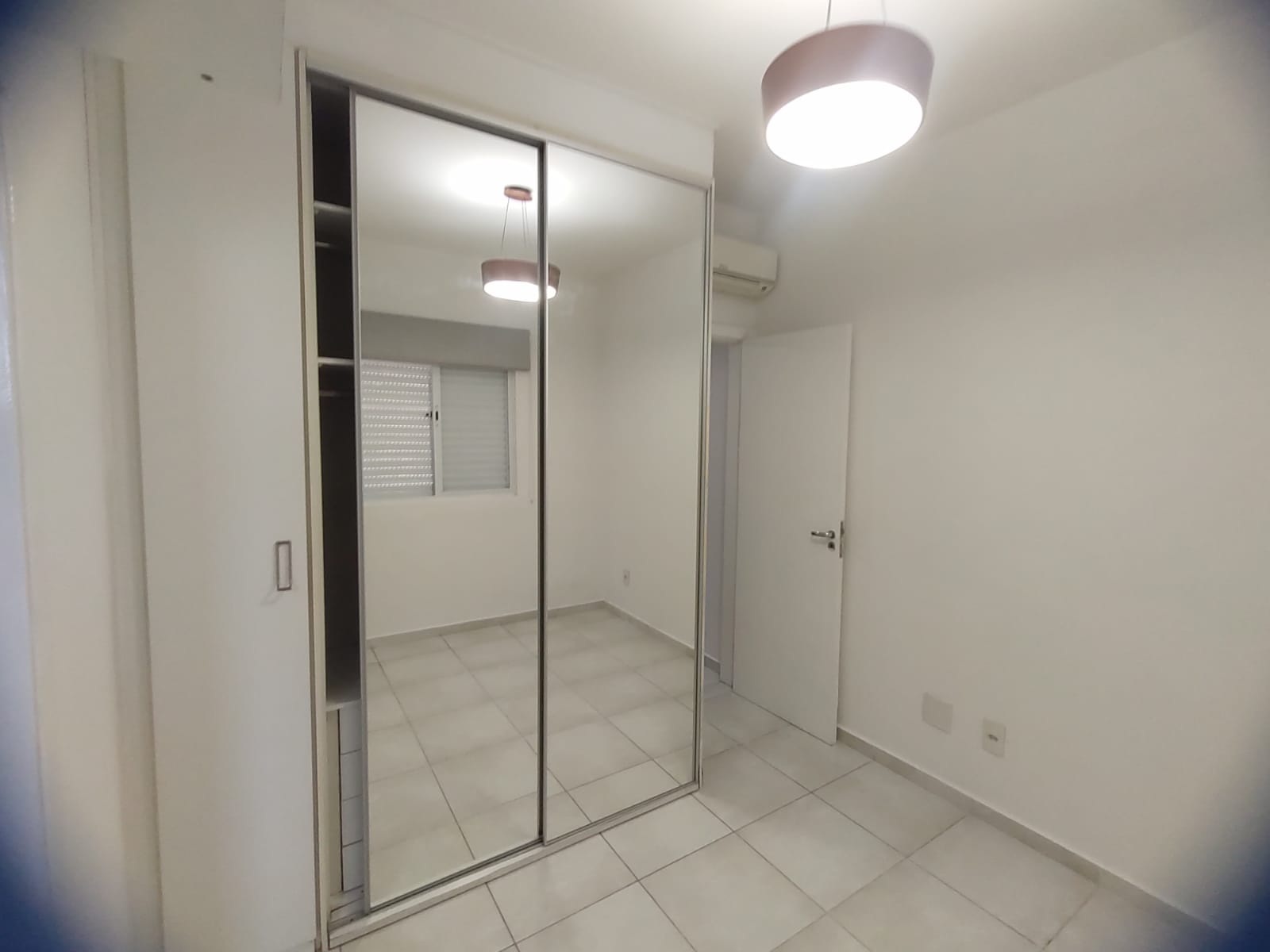 Imagem Casa de Condomínio com 2 Quartos à Venda, 84 m² em Estuário - Santos
