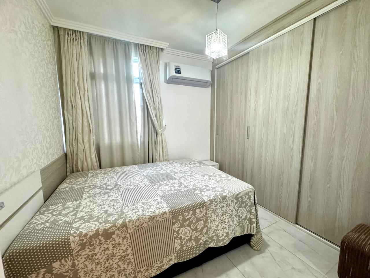 Imagem Apartamento com 2 Quartos à Venda, 59 m² em Centro - Florianópolis