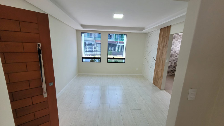 Imagem Casa com 3 Quartos à Venda,  em Itaum - Joinville
