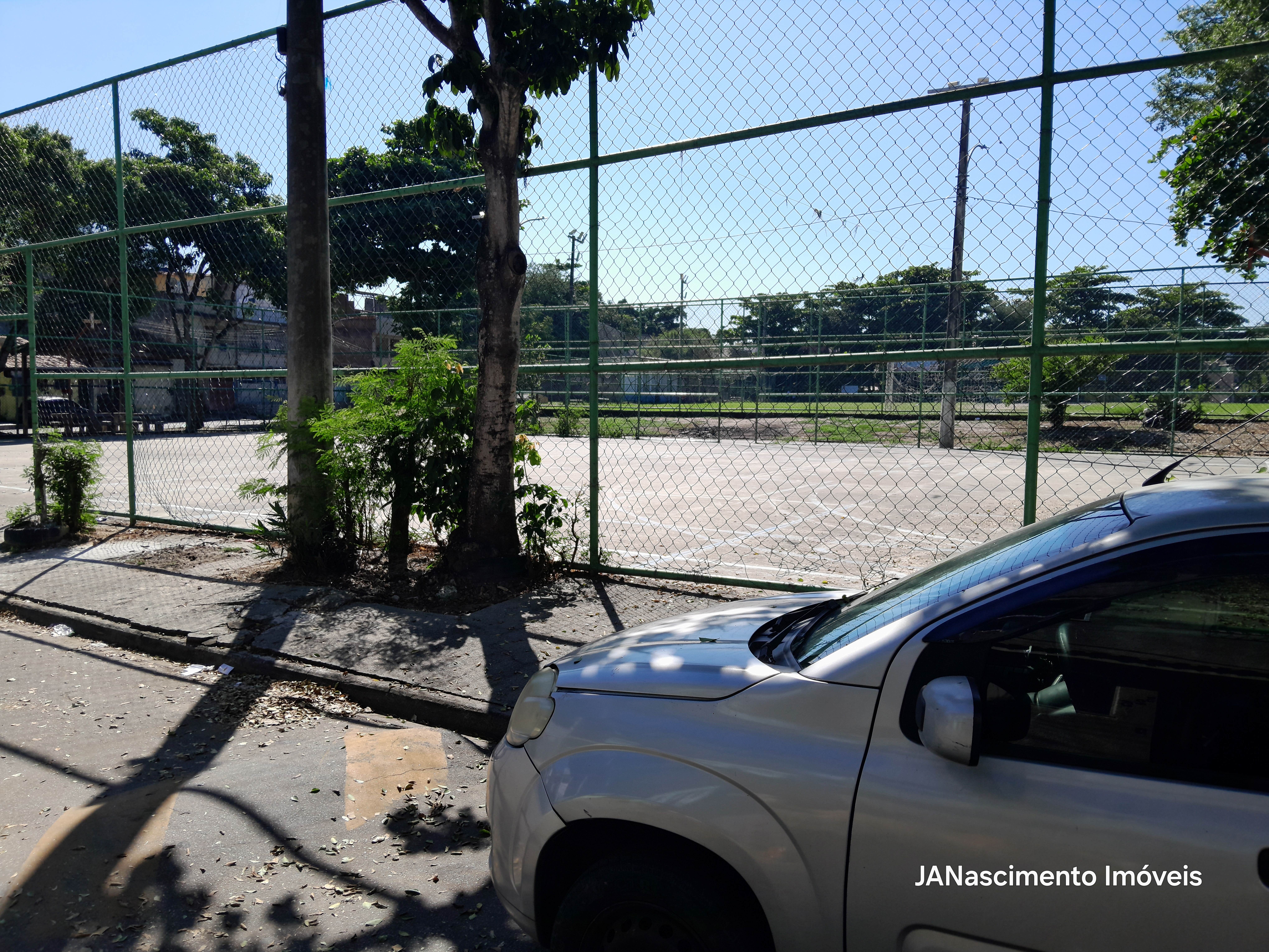 Imagem Casa com 2 Quartos à Venda, 150 m² em Bangu - Rio de Janeiro Imagem Casa com 2 Quartos à Venda, 150 m² em Bangu - Rio de Janeiro
