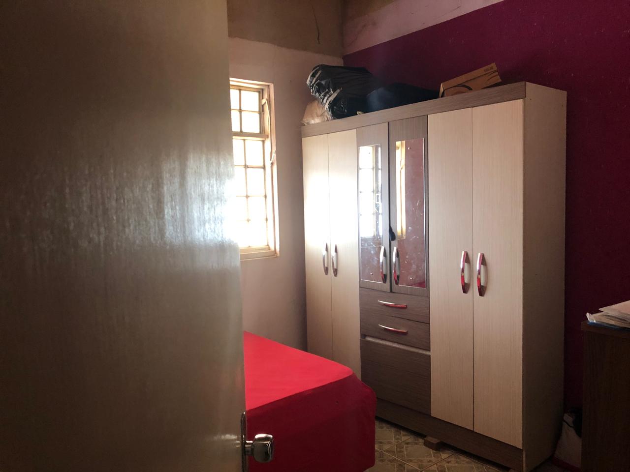 Imagem Casa com 3 Quartos à Venda, 180 m²em Jardim da Barragem V - Águas Lindas de Goiás