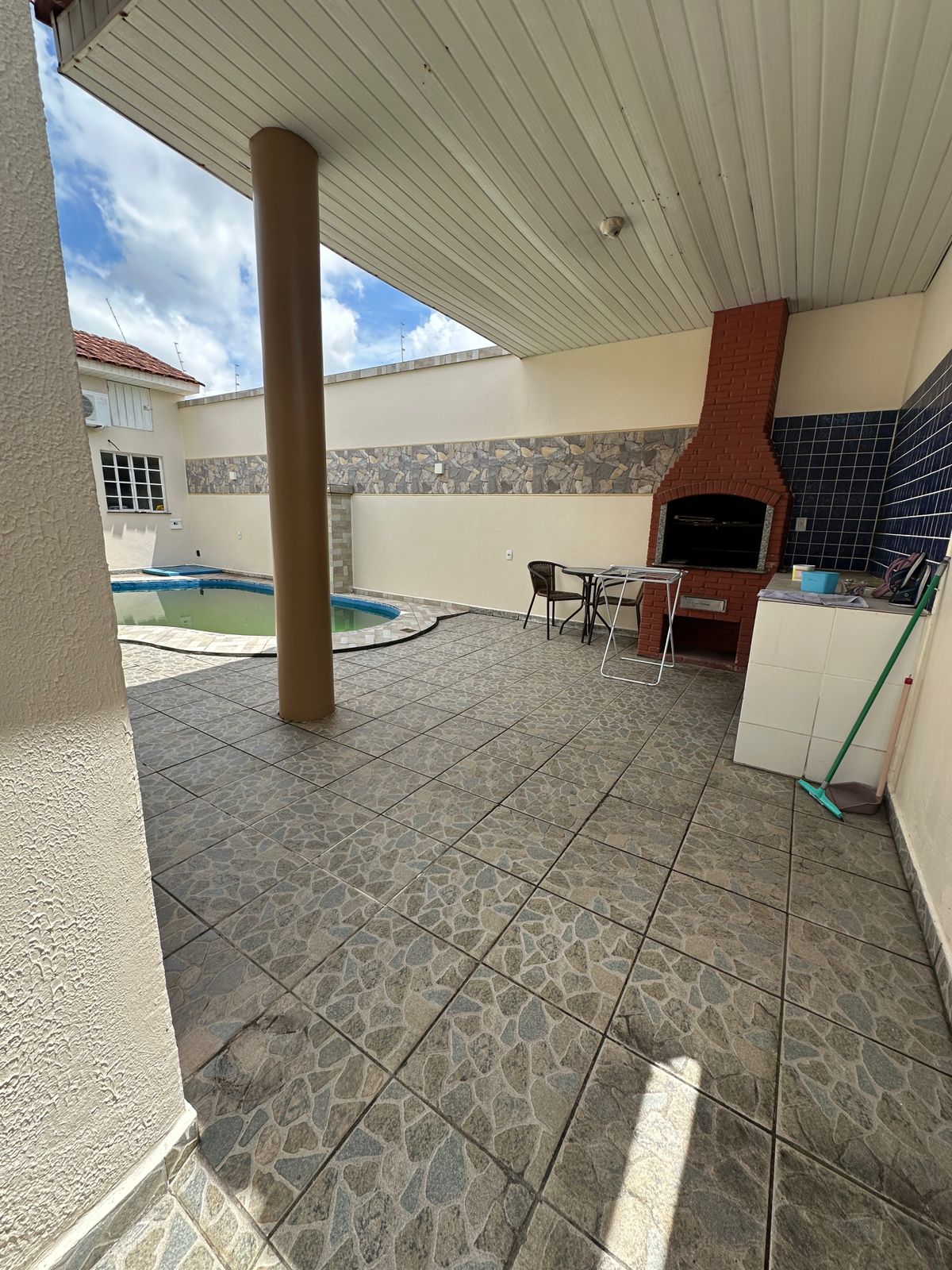 Imagem Casa com 3 Quartos à Venda, 256 m² em Planalto - Manaus Imagem Casa com 3 Quartos à Venda, 256 m² em Planalto - Manaus