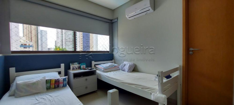 Imagem Apartamento com 4 Quartos à Venda, 136 m² em Boa Viagem - Recife