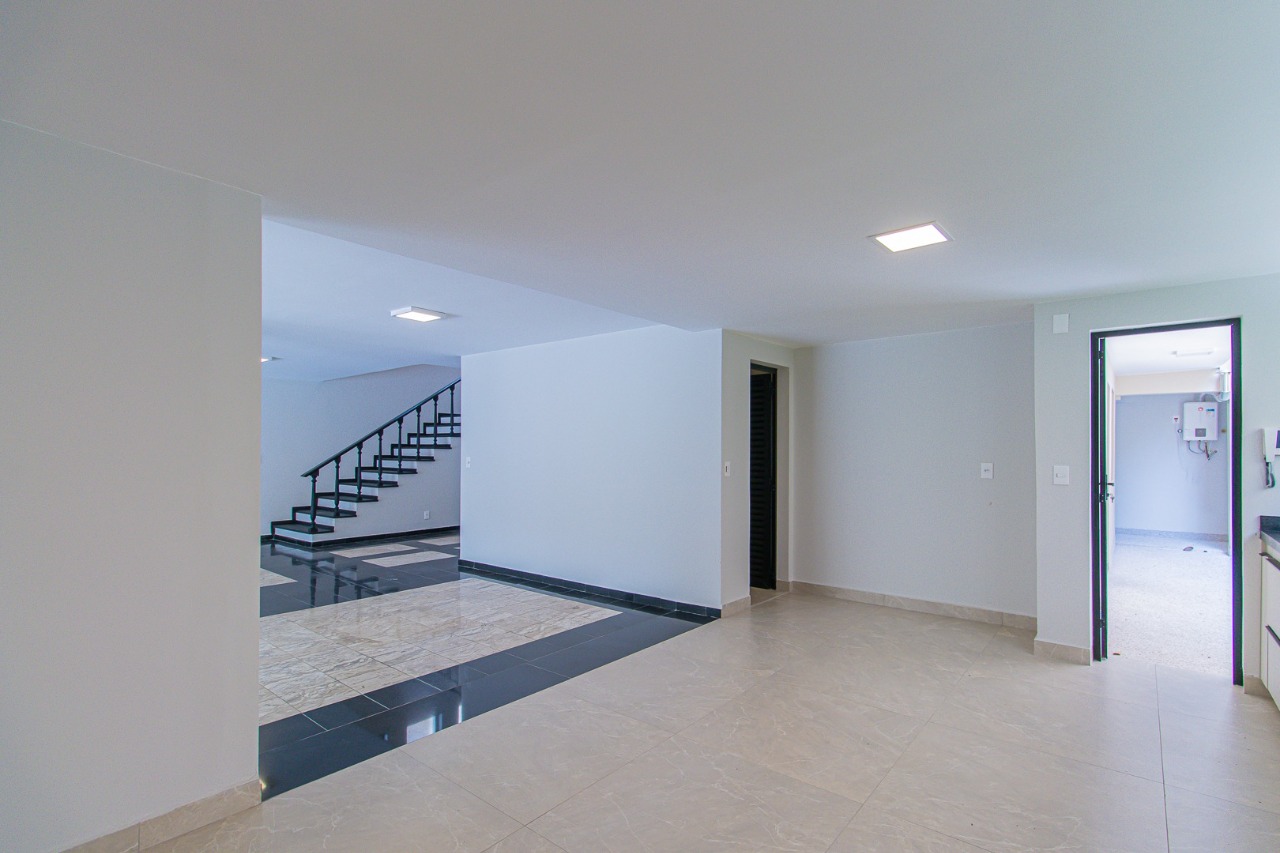 Imagem Casa com 3 Quartos à Venda, 436 m² em Jardim Marajoara - São Paulo Imagem Casa com 3 Quartos à Venda, 436 m² em Jardim Marajoara - São Paulo