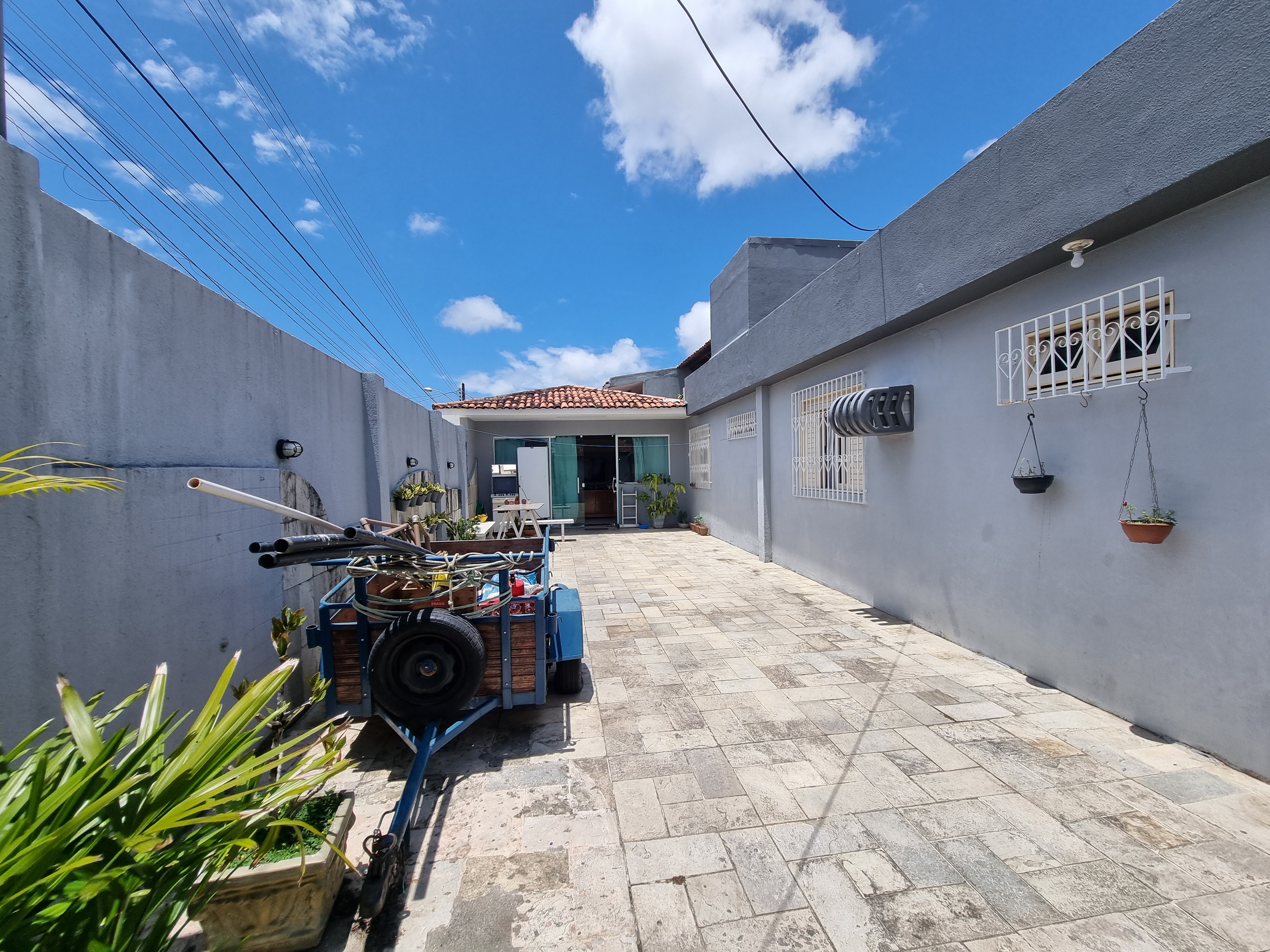 Imagem Casa com 4 Quartos à Venda, 282 m² em Gruta de Lourdes - Maceió Imagem Casa com 4 Quartos à Venda, 282 m² em Gruta de Lourdes - Maceió