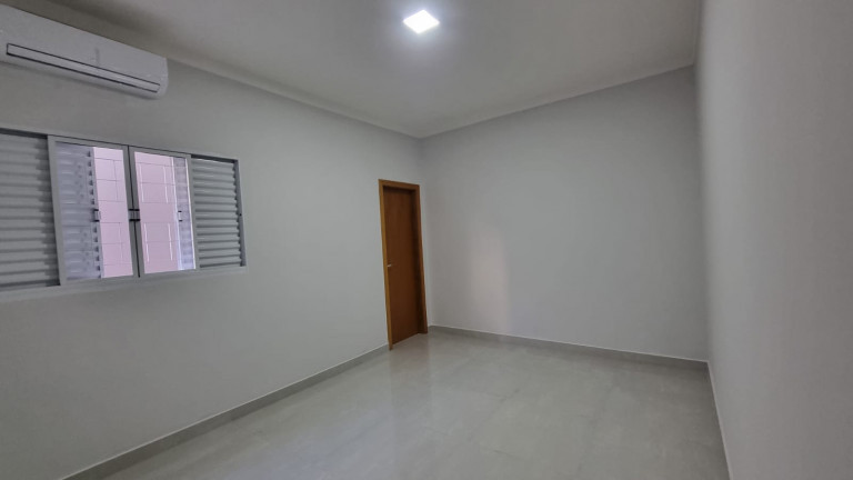 Imagem Casa com 3 Quartos à Venda, em Jardim Pérola - Marília Imagem Casa com 3 Quartos à Venda, em Jardim Pérola - Marília